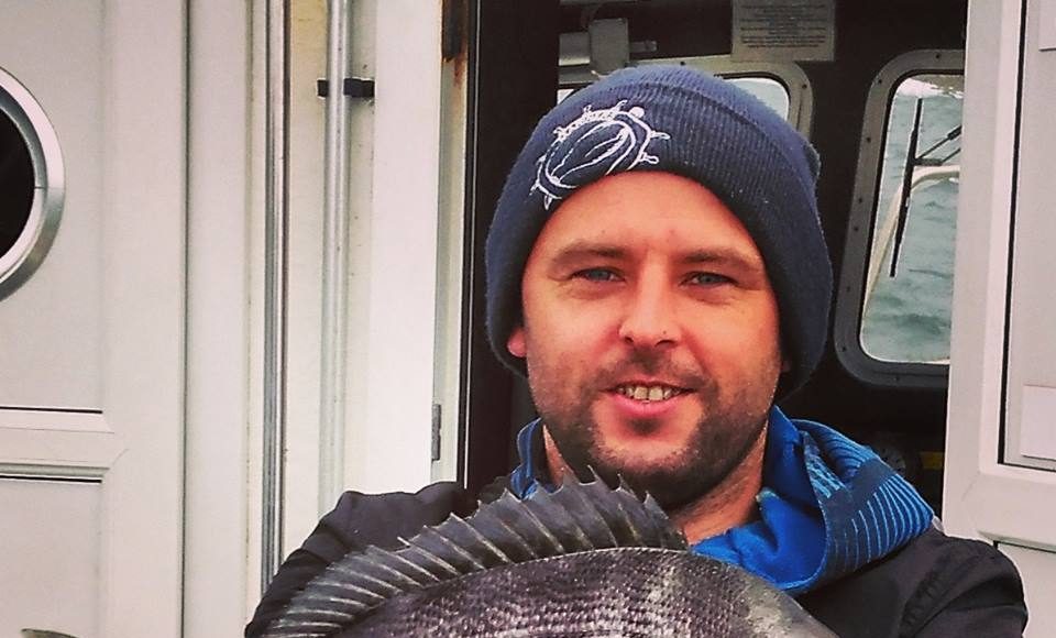 Het is een jaar geleden sinds het laatste bericht over de vangst van een zeekarper en die kwam ook uit Donegal… Deze vissoort, die slechts zelden in onze berichten voorkomt, levert Stefan Martin de Vangst van de Week op.